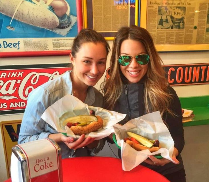 Chicago: Classic Food & Walking Tour with Free Bike or Kayak - Use the free bike or kayak rental wisely