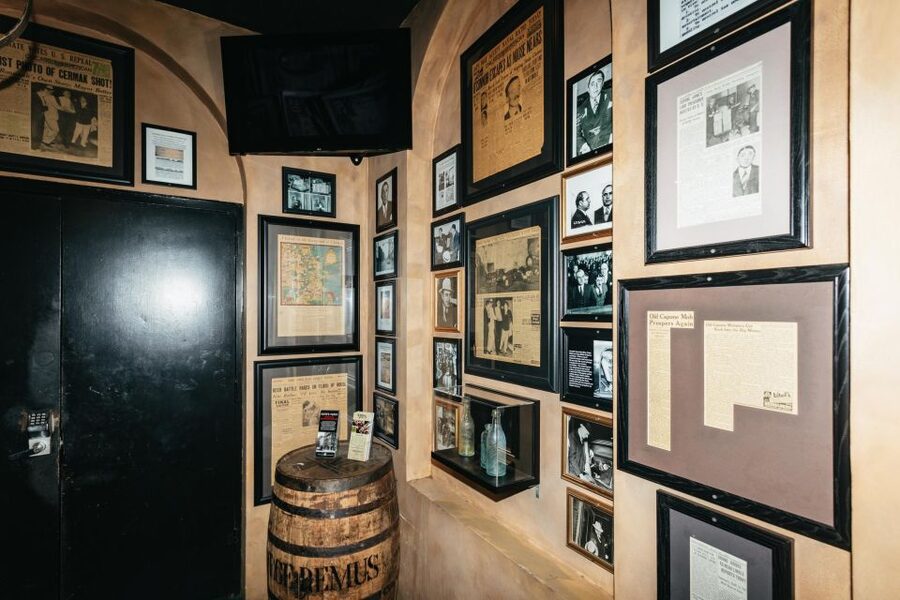 Chicago: Gangsters and Food Tasting Walking Tour - Is $81 a fair price?