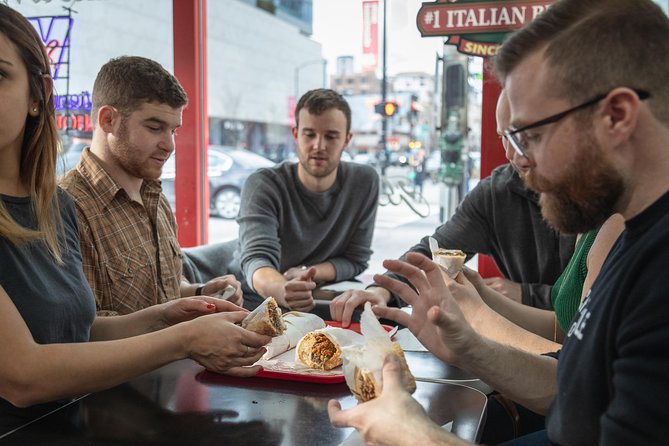 Chicago in a Day: Food, History & Architecture Walking Tour - The final walk into River North