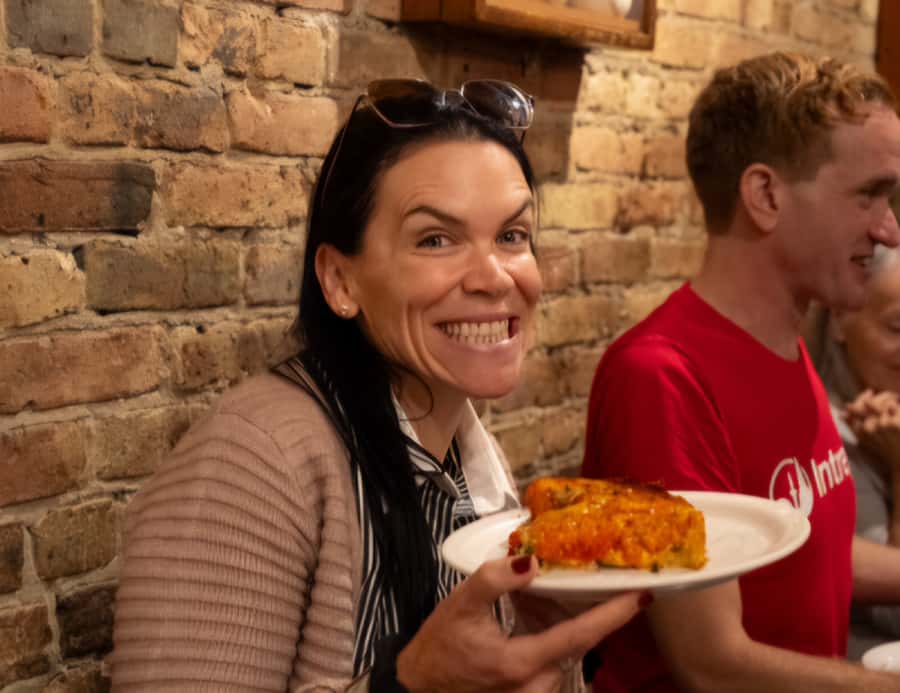 Chicago: The Ultimate Foodie Walking Tour with Tasty Stops - Stop two: deep-dish pizza with real staying power