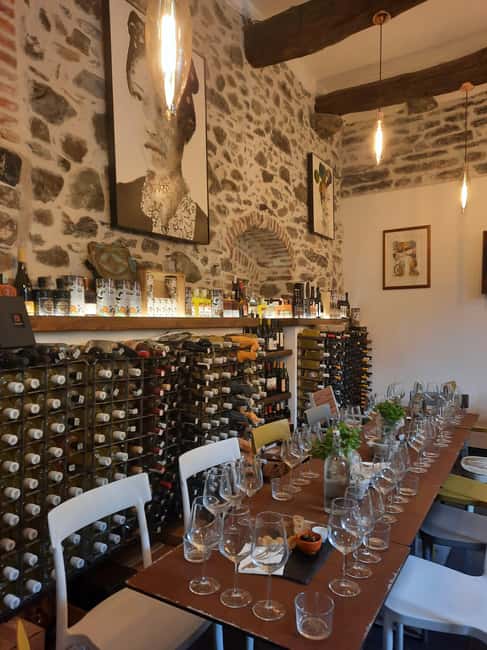 Cinque Terre: Pesto Making Class with Wine and Food Tasting - What happens at the 12:30 full meal session