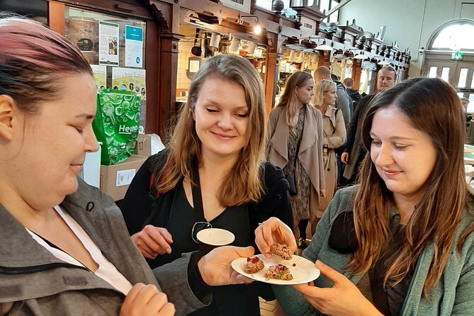 CITY Tour with Food Tasting in Helsinki - Starting at Café Engel and entering Senate Square