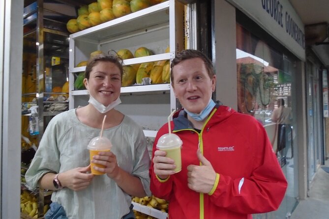 Colombo Express Food Tour with 9 + Tastings - The route can include curry, sambol, fruit, and dessert