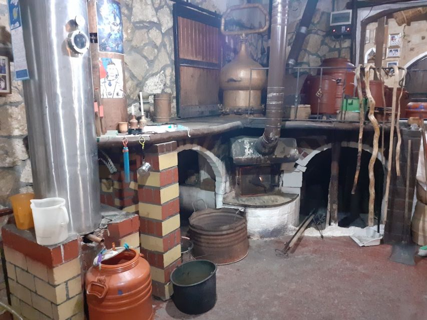 Crete: Full-Day Cretan Wines, Olive Oil, Raki and Food Tour - Skalani starts the day with olive oil