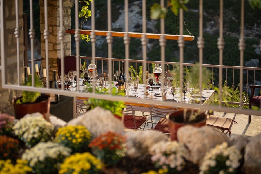 Crete: Unique Wine & Food Experience Inside a Cretan Gorge - Reaching the gorge from Rethymno