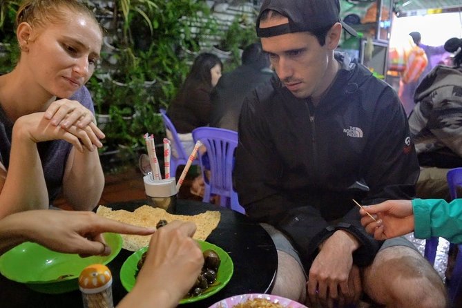 Da Nang Evening Food Tour - Banh mi, coffee, and a sweet finish