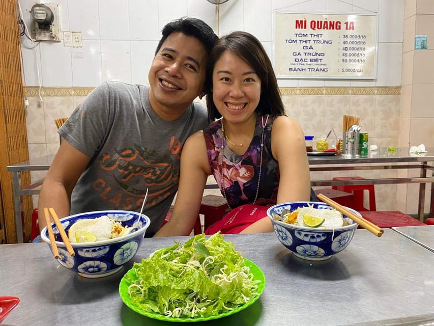 Da Nang: Local Street Food Walking Tour - Central Vietnam on a plate