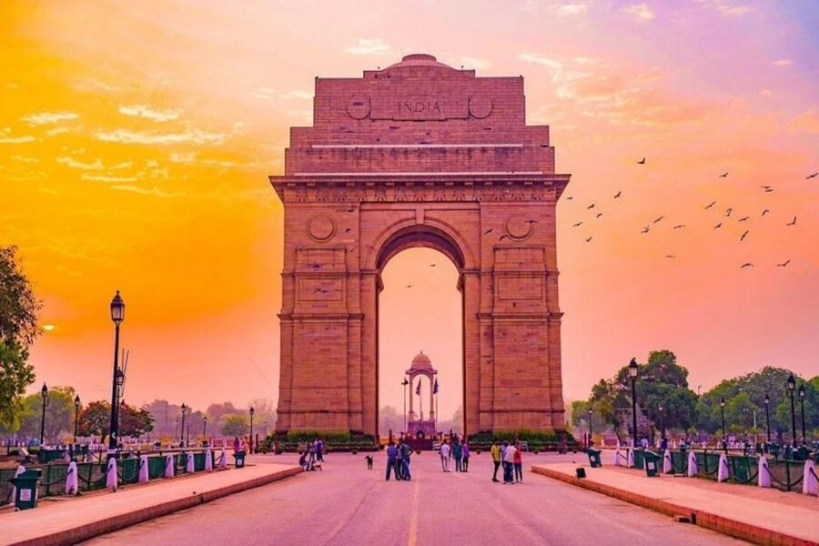 Delhi: Old Delhi City Tour with Tuk-Tuk Ride & Street Food - Why this tour works for a first day in Delhi