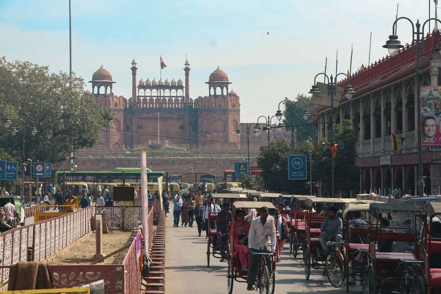 Delhi: Old Delhi Street Food Tour with Rickshaw Ride - Why this tour works as an Old Delhi introduction