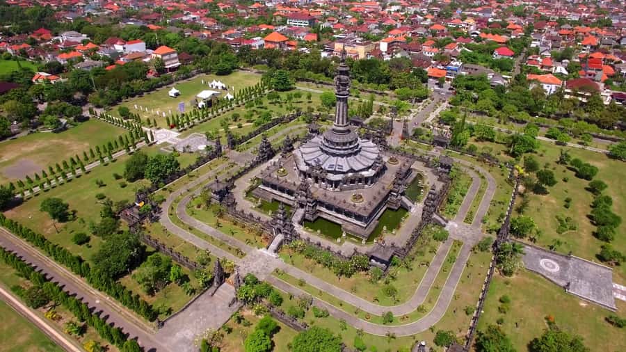 Denpasar: Museum, Traditional Market and Food Tasting Tour - Bajra Sandhi Monument and the clearest history lesson