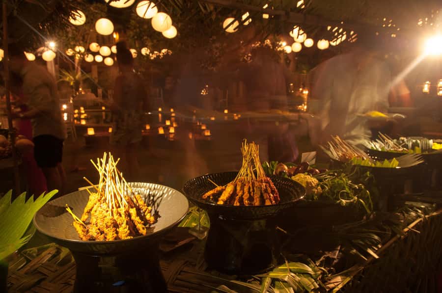 Denpasar: Night Street Food Walking Tour - Starting with hotel pickup and the ride into the city