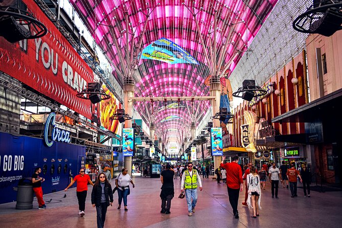 Downtown Las Vegas Food Tour of 6 Iconic Dishes & Hidden Gems - Starting at the Plaza and Reaching Fremont East