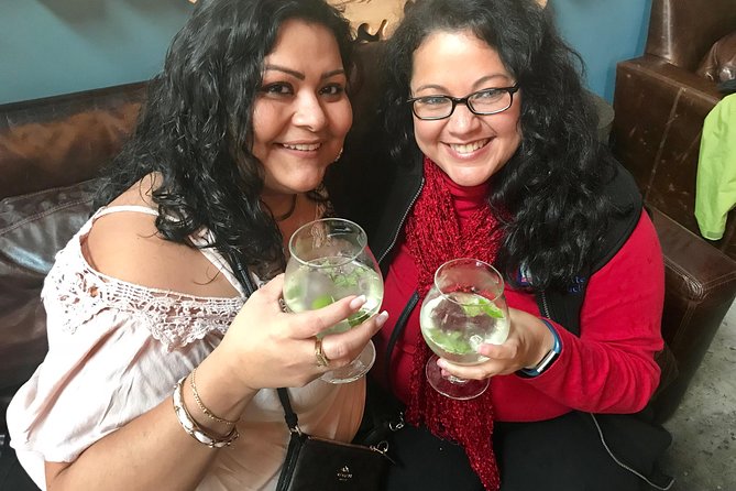 Downtown West Palm Beach Food Tour - Sassafras serves Florida flavors with a drink