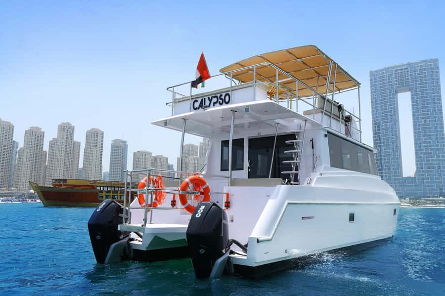 Dubai: Luxury Sightseeing Cruise with Food and Drinks - Ain Dubai and the first big photo opportunity