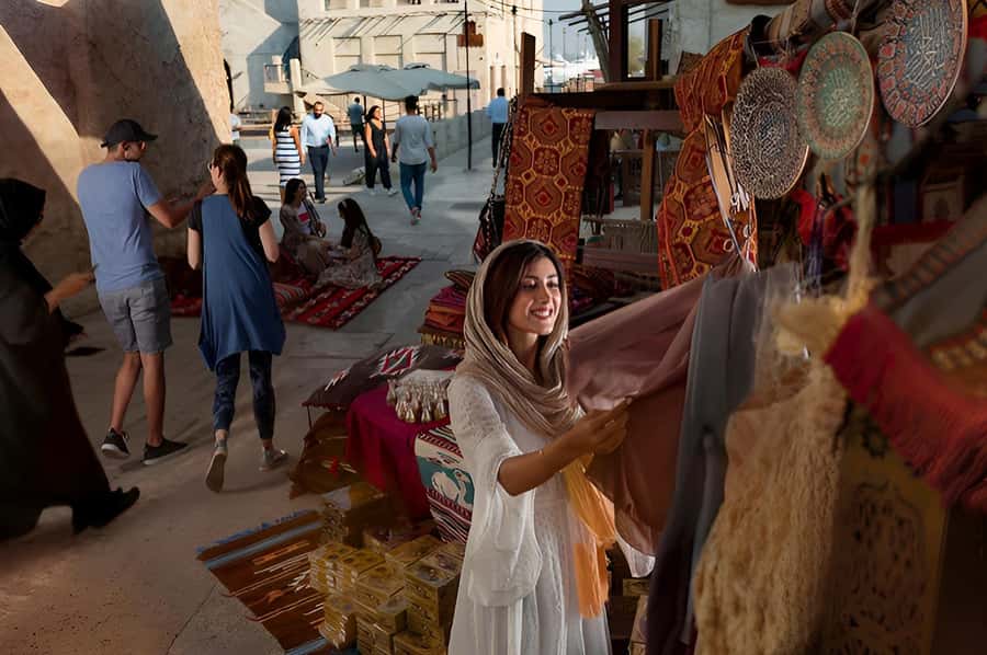Dubai: Old Town Walking Tour with Abra Cruise & Street Food - Gold Souk: displays, shopping, and bargaining
