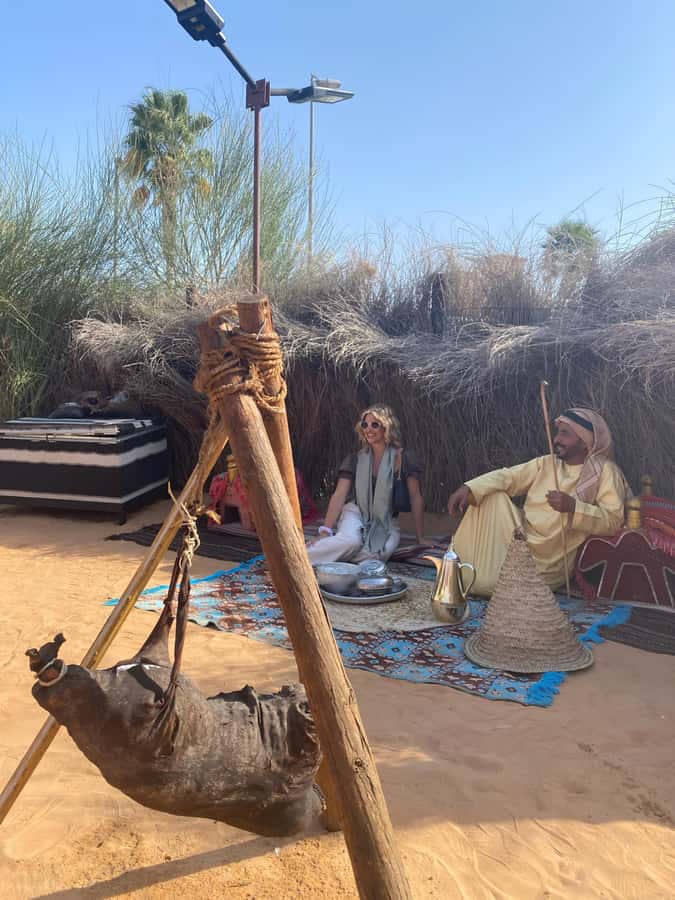 Dubai: Old Town Walking Tour with Abra Cruise & Street Food - What the guides add