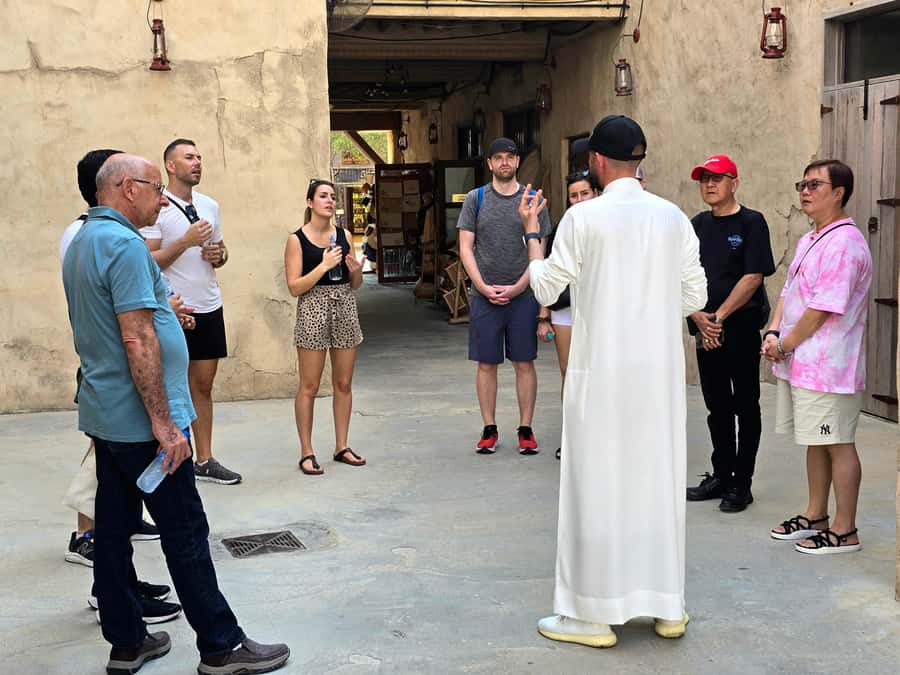 Dubai: Premium Old Town, Street Food, Souks & Boat Ride Tour - Food and drink that fit the neighborhood