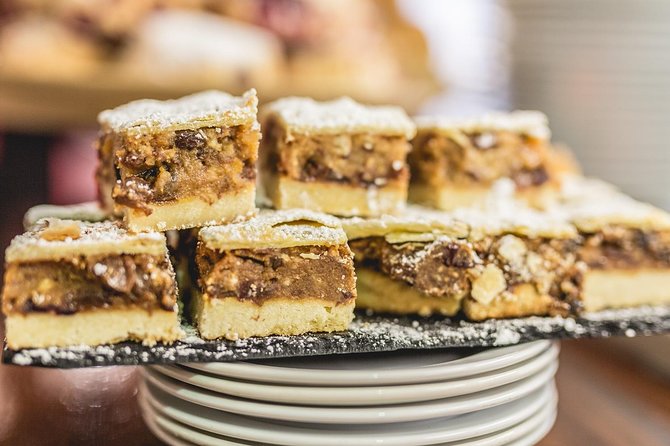 Dublin Historical Centre Food Tour with 8 Food Tastings & Drinks - Irish ice cream closes the route by Grafton Street