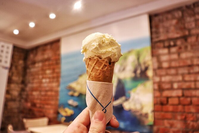 Dublin Historical Centre Food Tour with 8 Food Tastings & Drinks - How the three-hour format feels