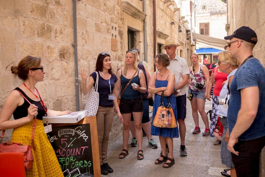Dubrovnik Gastronomy: 3-Hour Food and Wine Tour - Why combine food with Dubrovnik’s Old Town?