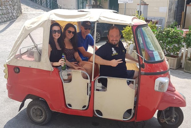 E-Bike Food and Wine Tour in the Sorrento Peninsula - From Sorrento traffic to the hills above Massa Lubrense