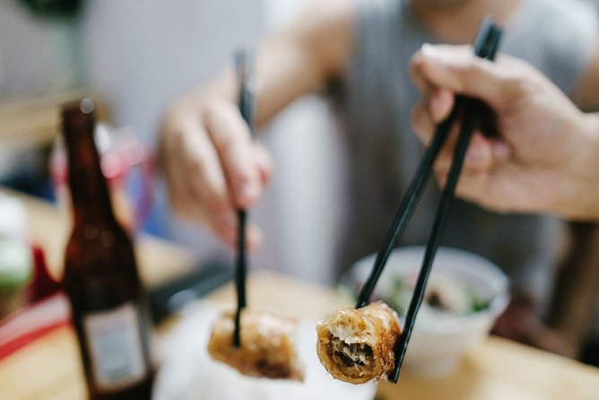 Eat Like a Local: Hanoi Street Food Adventure - Morning or evening: choosing the better time