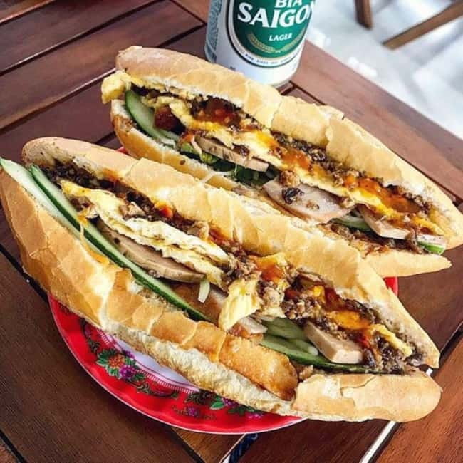 Eat Like a Local – Hoi An Evening Food Tour - Meeting Trung at 08 Hoàng Diệu