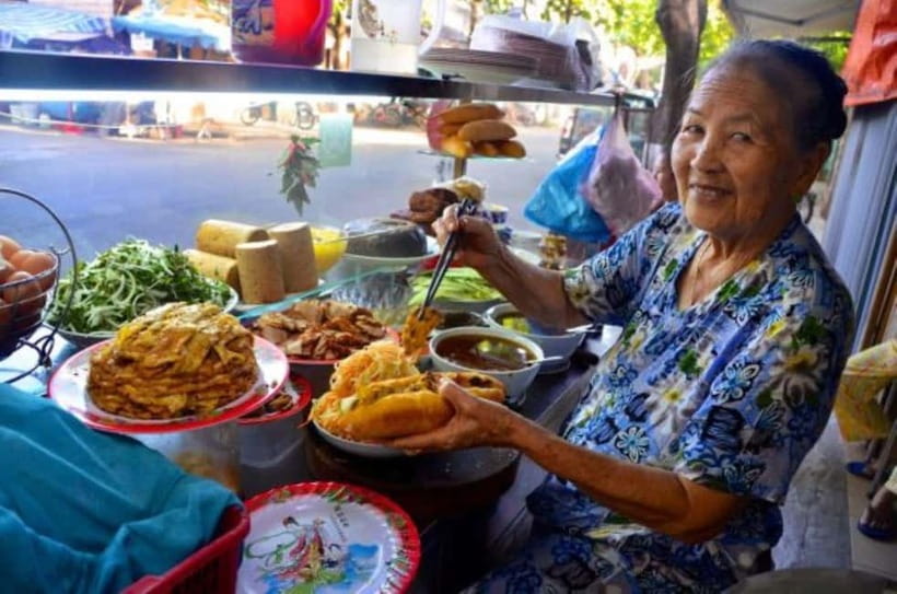 Eat Like a Local – Hoi An Evening Food Tour - What $26 Buys You