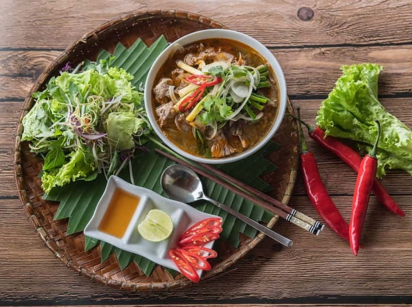 Eat like a local with a local - Walking Tour - Why Hue makes a good food city