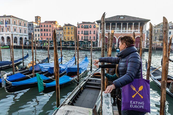 Eating Venice Food & Drinks Tour - Prosecco and classic bites on Calle San Felice