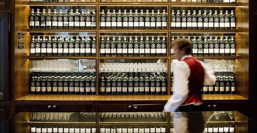 Edinburgh: Food & Drink Tasting Tour - Should you book this tour?