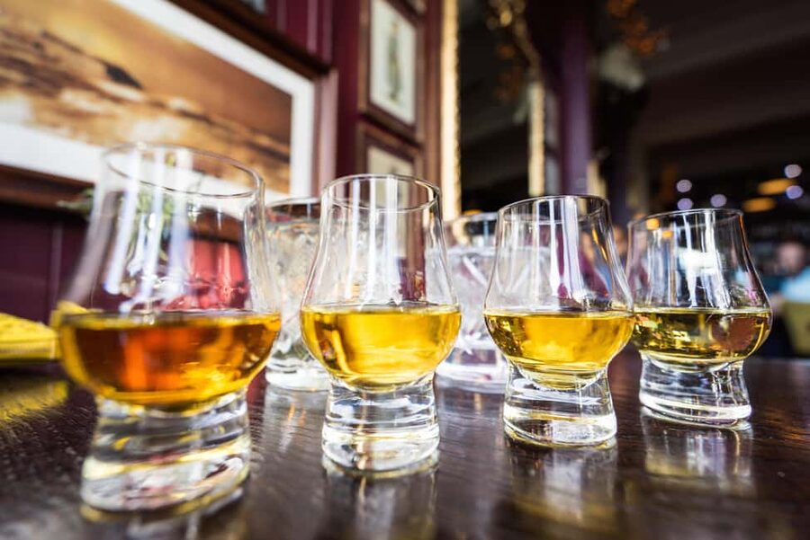 Edinburgh: Food Tour with Scotch, Haggis, Secret Dish & More - Key points at a glance