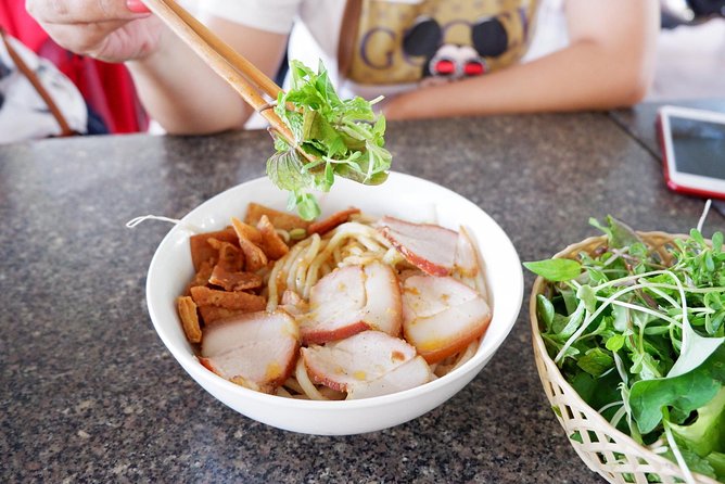 Evening Walking Food Tour, folk game and lantern boat - What the $39 price really covers