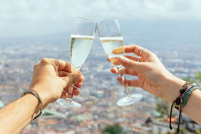 Exclusive Naples Private Food Tour: 6 or 10 Tastings - Guides who make the experience personal