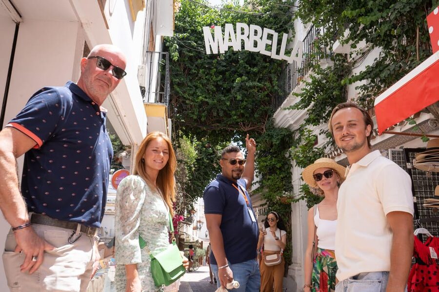 Explore Marbella Old Town: Authentic Tapas Food Tour - The urban wall and Marbella’s older defenses