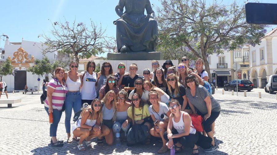 Faro: Old Town Guided Walking Food Tour - Why this Faro food tour works as a first evening