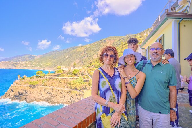 Florence: Cinque Terre Park Day Trip with Optional Street Food - Monterosso gives you the longest break