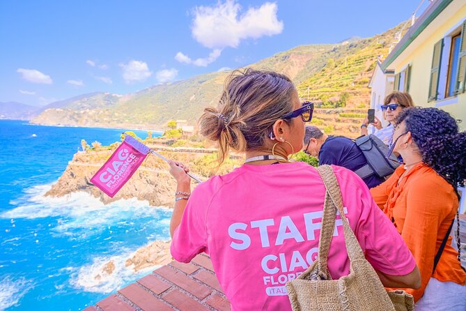 Florence: Cinque Terre Park Day Trip with Optional Street Food - A guided day with plenty of independence