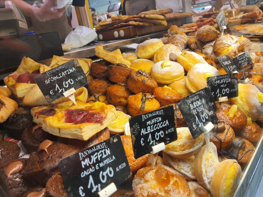 Florence: City Highlights and Street Food Walking Tour - The guides make the difference