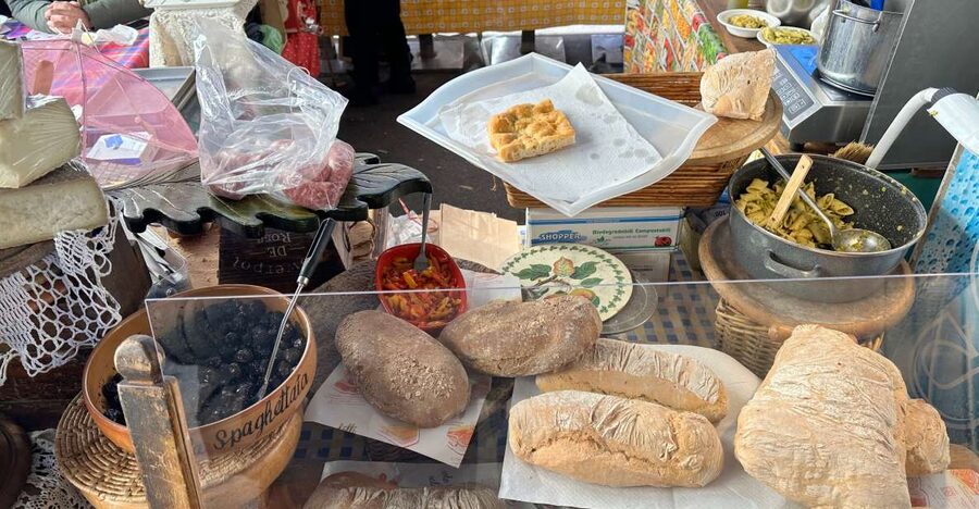 Florence: City Highlights and Street Food Walking Tour - Morning markets and the flavor of San Lorenzo