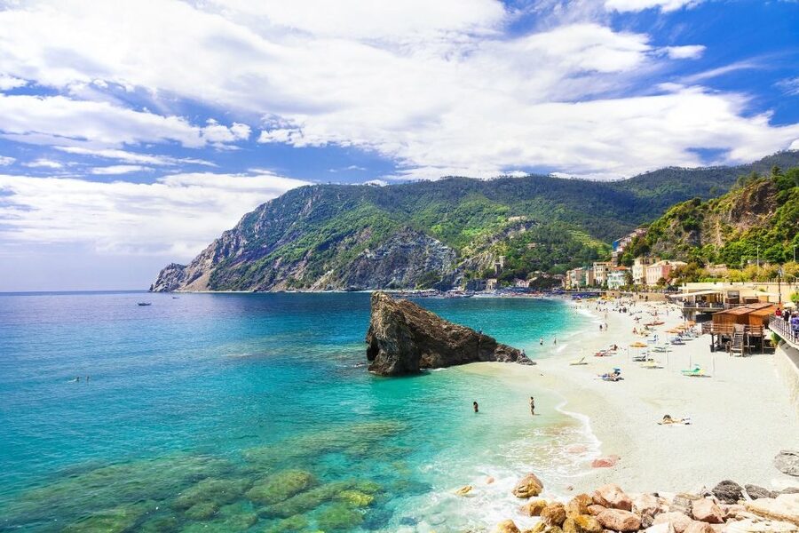 Florence: Day Trip to Cinque Terre with Optional Street Food - Monterosso al Mare: Three Hours for Food and Swimming