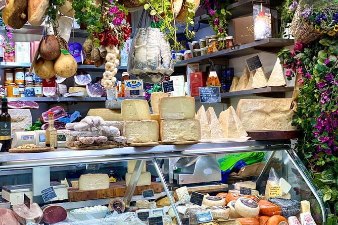 Florence Street Food Walking Tour with Wine in Duomo Area - Why the guide matters so much
