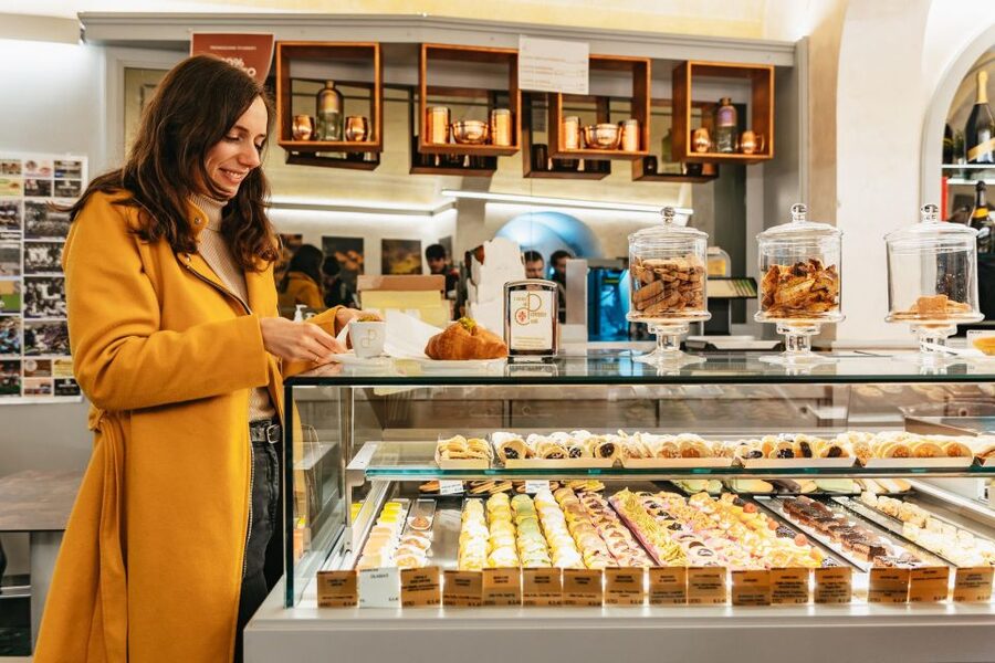 Florence: Tuscan Food and Wine Guided Walking Tour - Pastry and coccoli, the fried treats