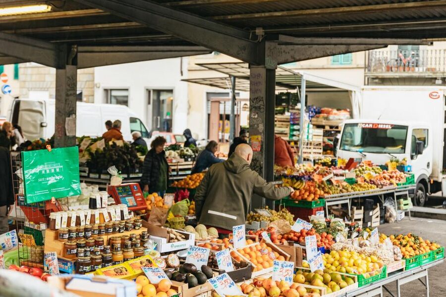 Florence: Tuscan Food and Wine Guided Walking Tour - Markets, lanes, squares, and artisan workshops