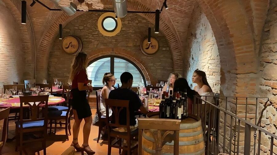 Florence Wine &Food: Taste Tuscan Flavors in Historic Cellar - Is $70 per person fair?