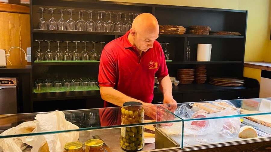 Florence Wine &Food: Taste Tuscan Flavors in Historic Cellar - Practical details before you book