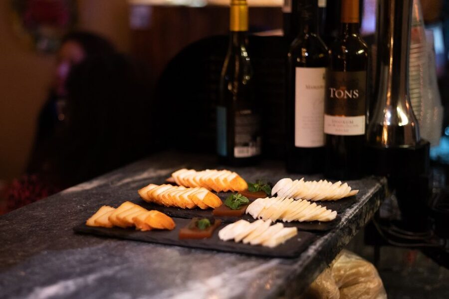 Food Tour: Portuguese wine & Tapas with Ginjinha Tasting - The final stop and the ginjinha tasting