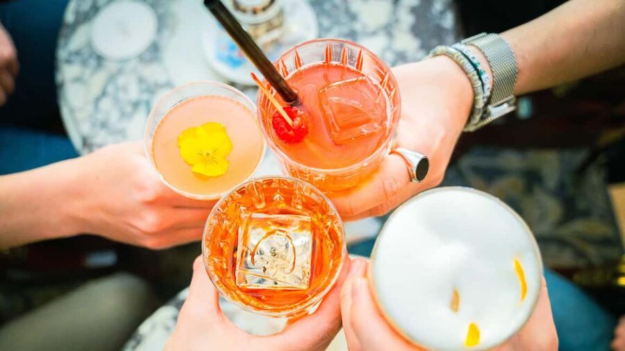 FOOD Tour with Rooftop Bar Visit in Helsinki - Jugend Hall and the first taste of Helsinki