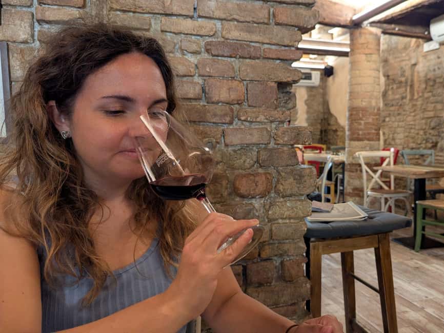 Food Tour with Tastings & Sightseeing in Parma - The walk between old streets and food shops