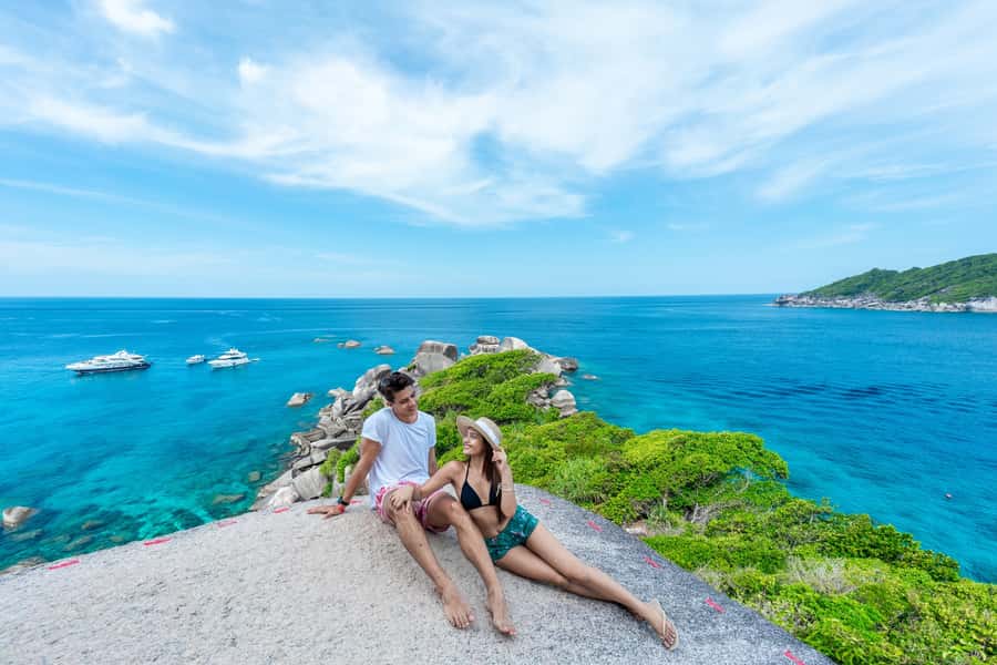 From Ao Nang: Similan Islands Boat Trip with Transfer & Food - Bangu Island and clear water